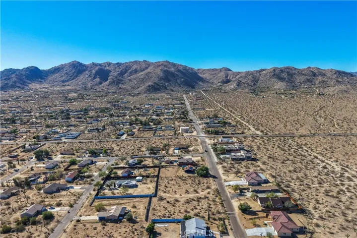 7199 Olympic Road, Joshua Tree, California 92252 — photo 5
