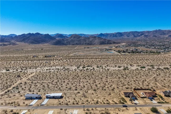 62423 Crestview Drive, Joshua Tree, California 92252 — photo 4