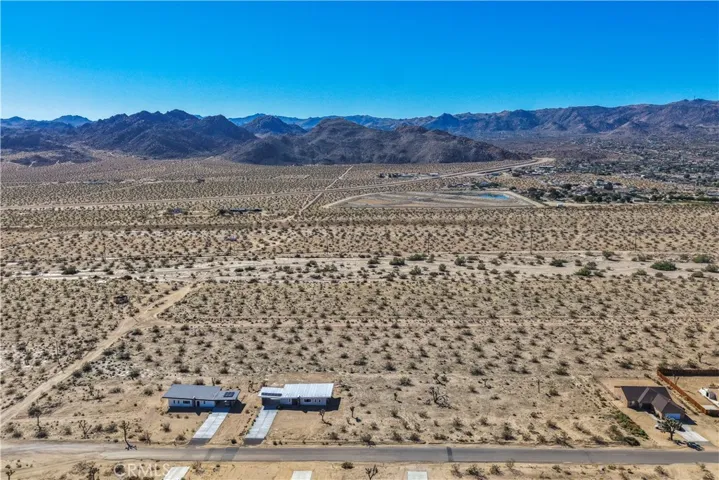 62439 Crestview Drive, Joshua Tree, California 92252 — photo 5