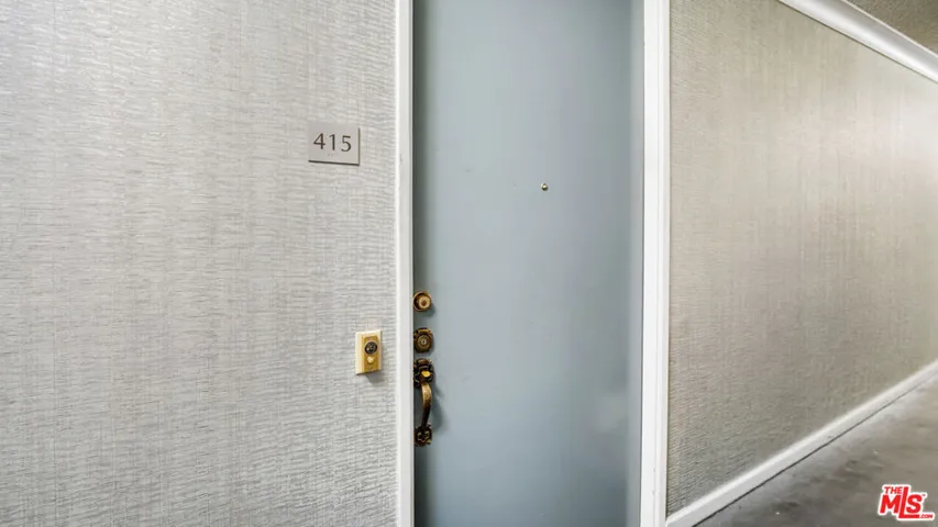 1115 S Elm Drive 415, Los Angeles, California 90035 — photo 5