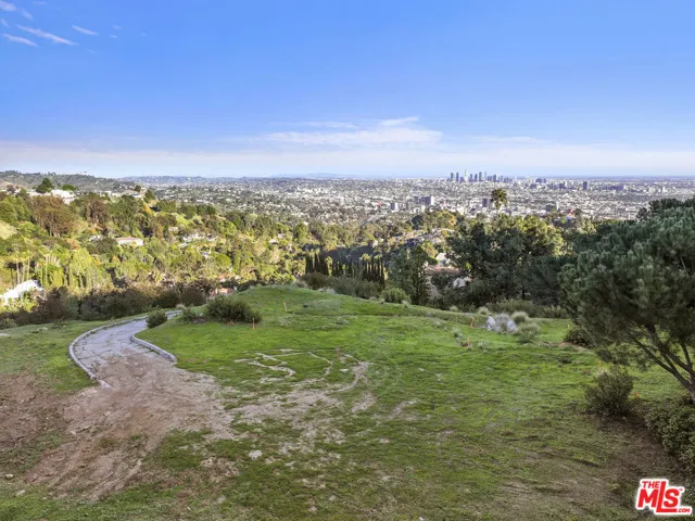 2666 Larmar Road, Los Angeles, California 90068 — photo 5