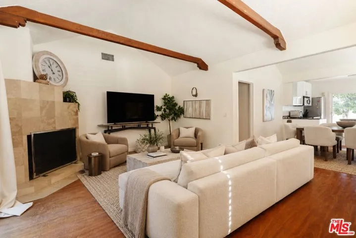 2060 High Tower Drive, Los Angeles, California 90068 — photo 4