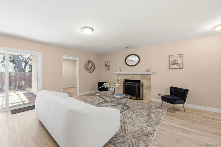 15377 Andorra Way, San Diego, California 92129 — photo 4