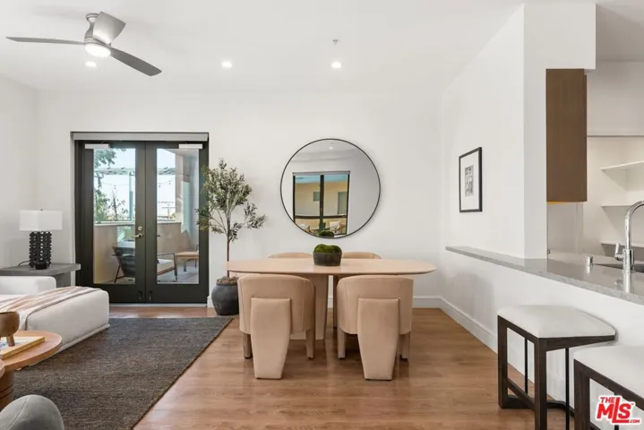 2300 Wilshire Boulevard 219, Santa Monica, California 90403 — photo 4