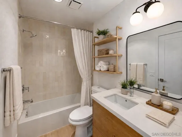 3020 Cowley Way 204, San Diego, California 92117 — photo 5