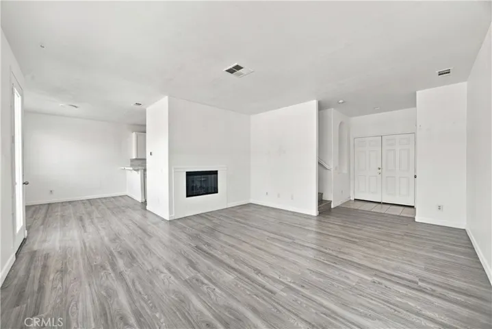 14368 Honeyhill St, Victorville, California 92394 — photo 5
