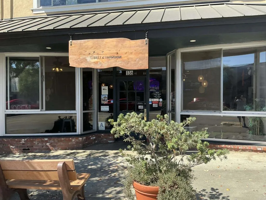 136 N Main Ave N