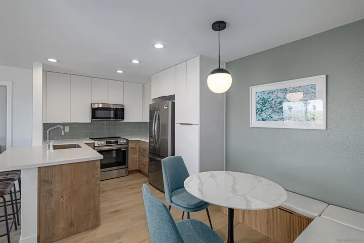 3020 Cowley Way 207, San Diego, California 92117 — photo 5