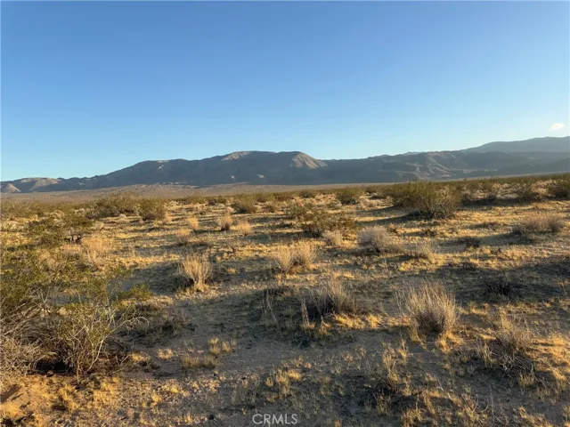 1 Swanee Road, Lucerne Valley, California 92356 — photo 5