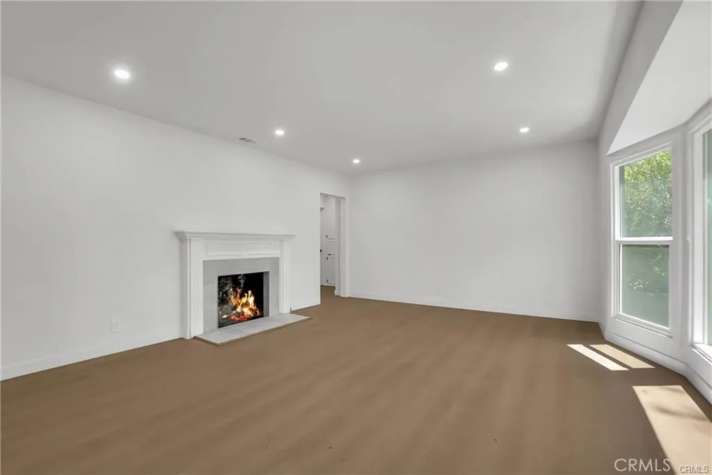 gallery-image 3