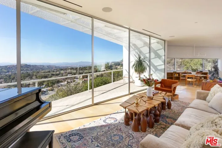 3947 Markridge Road, La Crescenta, California 91214 — photo 5