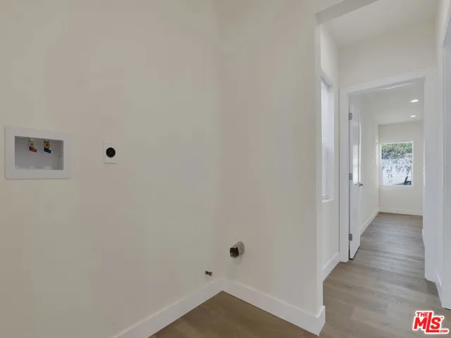527 1/2 N 90th Street, Los Angeles, California 90044 — photo 4