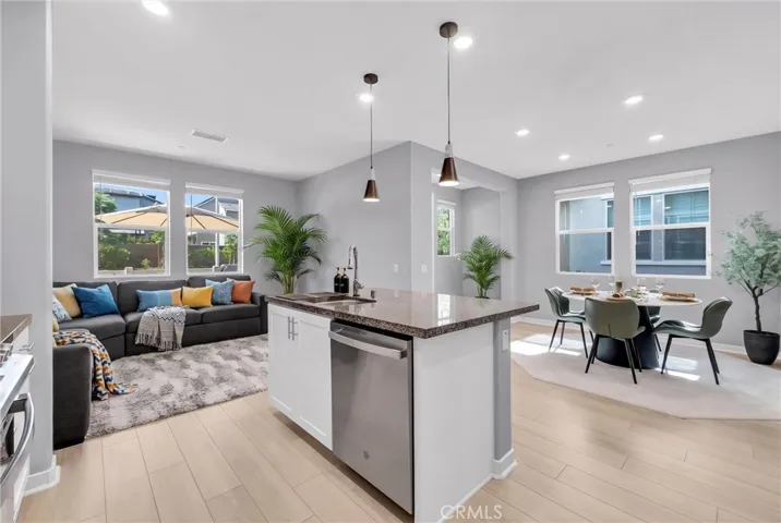 3948 Lavine Way 101, Corona, California 92883 — photo 5