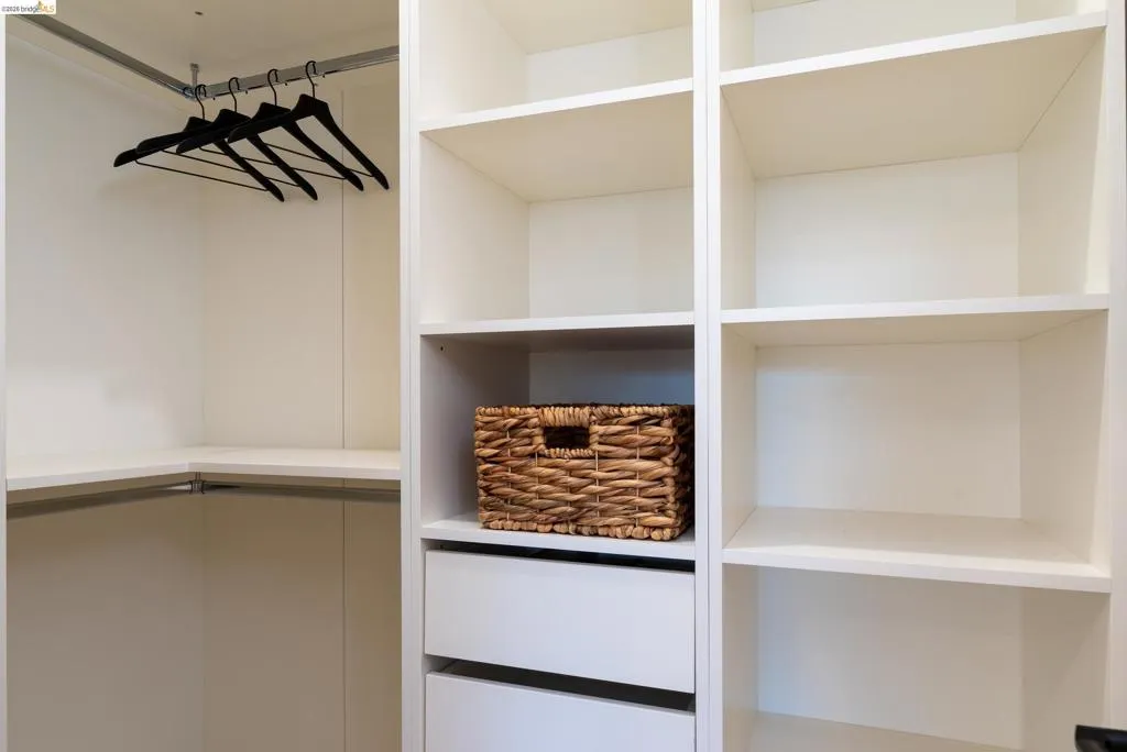Custom Closets