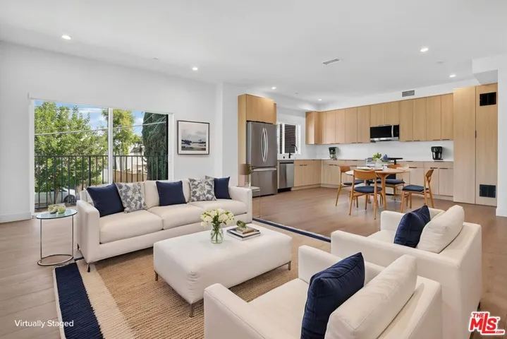 11302 Collins Street #2, Los Angeles, California 91601 — photo 4