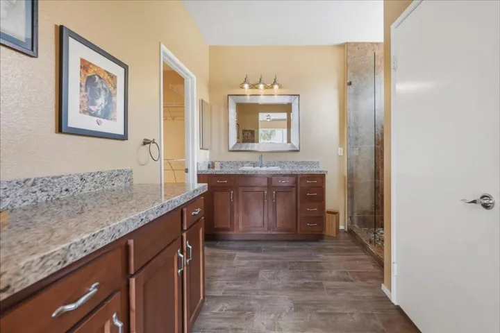 32-Primary Bathroom