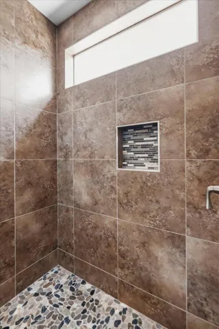 37-Shower
