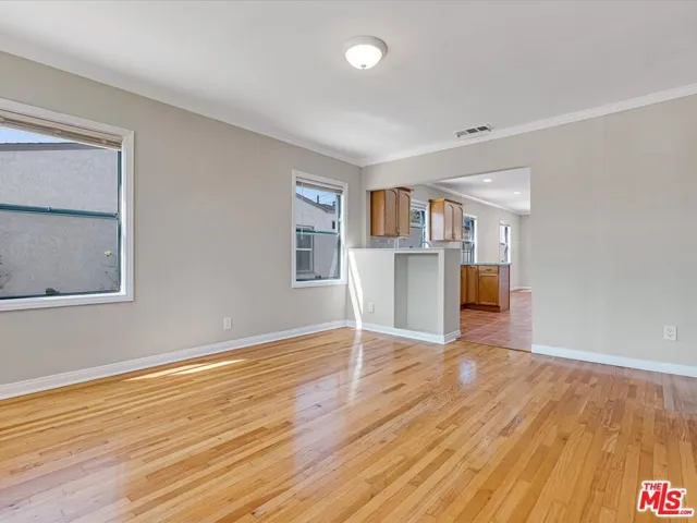 5021 W 129th Street, Hawthorne, California 90250 — photo 4