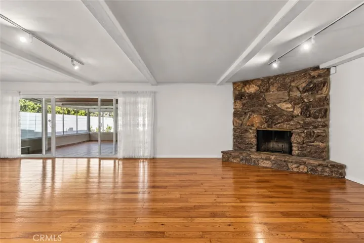5522 Murietta Avenue, Sherman Oaks, California 91401 — photo 5