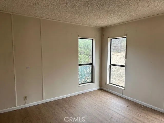 gallery-image 2