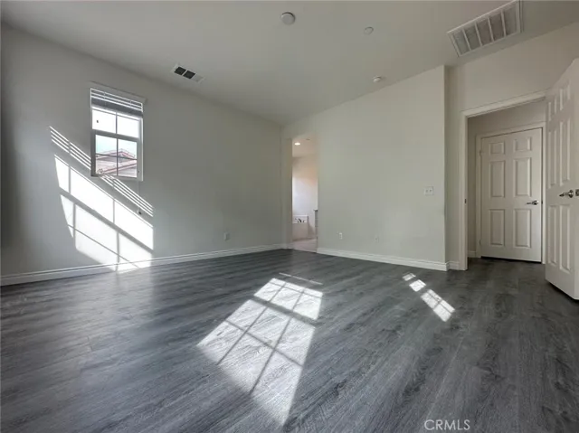 6043 Snapdragon, Corona, California 92880 — photo 4