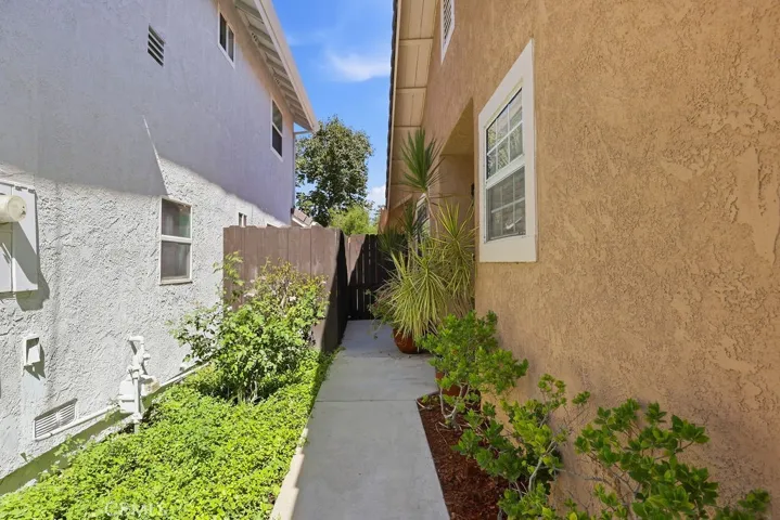 19849 Collins Road, Canyon Country, California 91351 — photo 5
