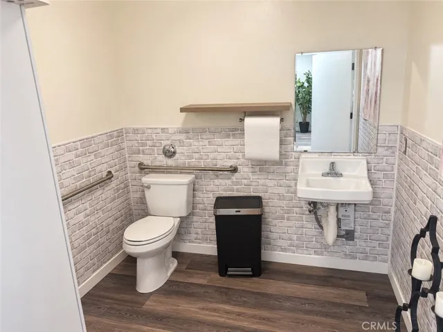 Private Bathroom inside the suite