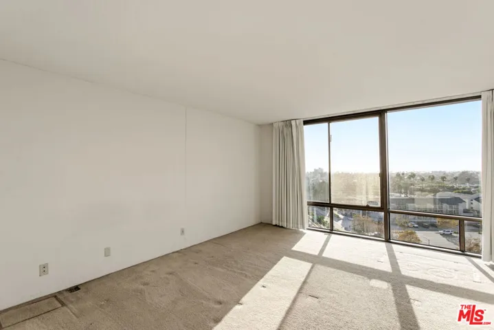 Bedroom - Primary