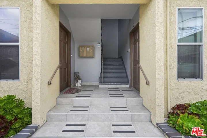 11810 Felton Avenue 4, Hawthorne, California 90250 — photo 4