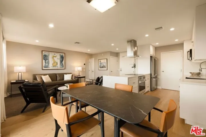 100 S Doheny Drive 607, Los Angeles, California 90048 — photo 4