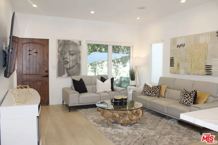 1520 S Burnside Avenue, Los Angeles, California 90019 — photo 5