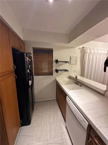 7641 Reseda Blvd, Reseda, California 91335 — photo 5