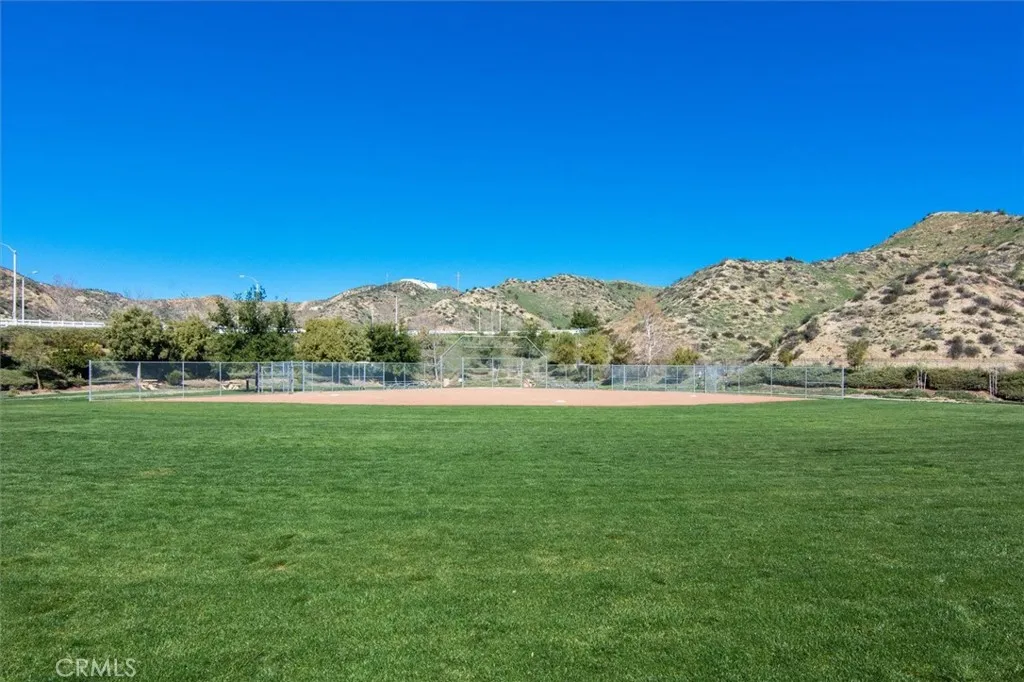 Enjoy the Tesoro de Valle Community Amenities