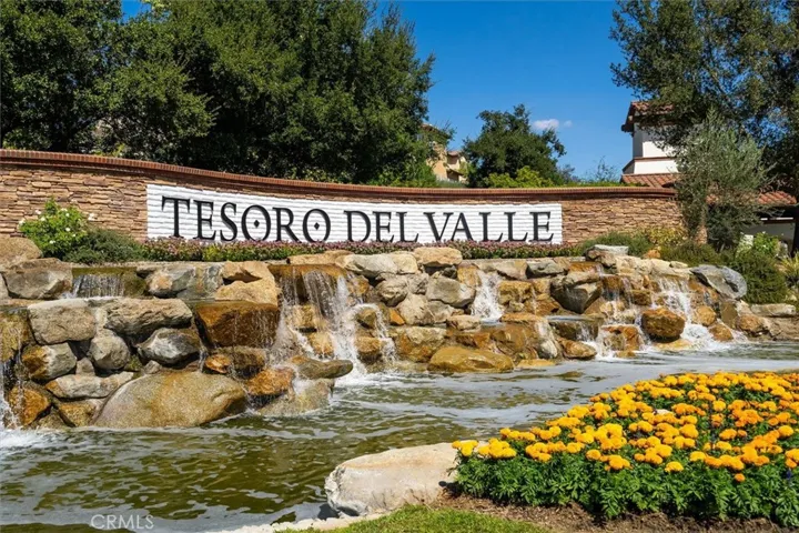 Enjoy the Tesoro de Valle Community Amenities