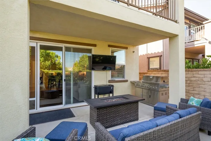 Low-Maintenance Backyard with Covered Patio, Perfect for Relaxing & Entertaining