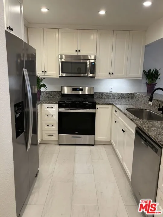 Gourmet kitchen! Gourmet kitchen!