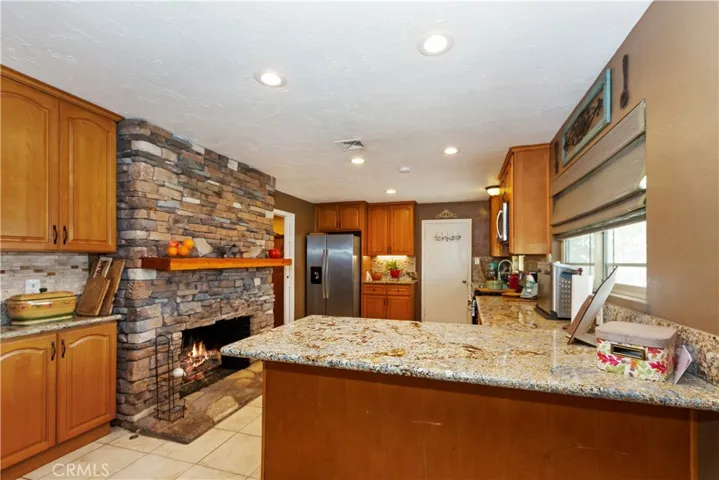 8829 California, Riverside, California 92503 — photo 5