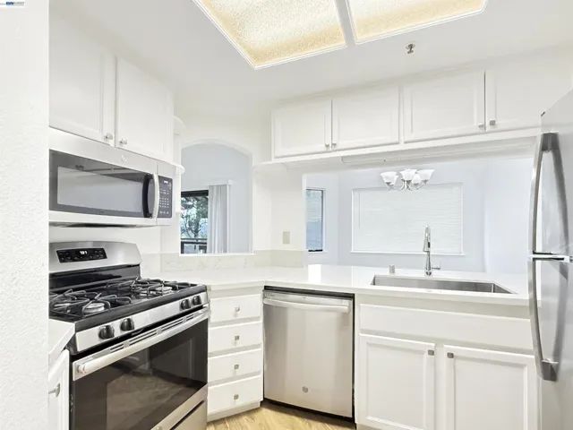 21314 Gary Dr 314, Hayward, California 94546 — photo 5