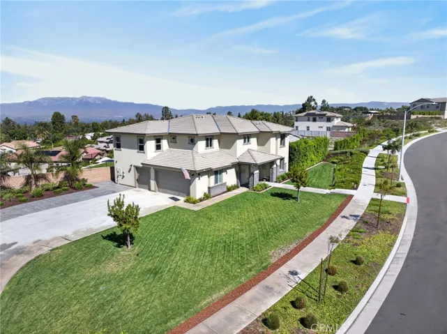 1055 Vista Court, Riverside, California 92506 — photo 4