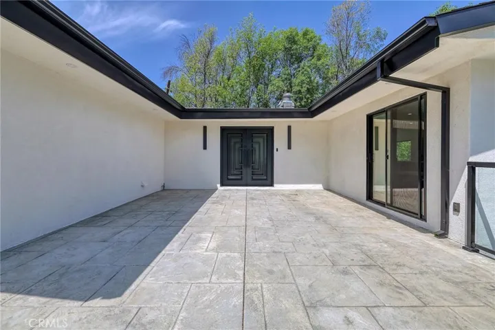 5843 Nevada, Woodland Hills, California 91367 — photo 4
