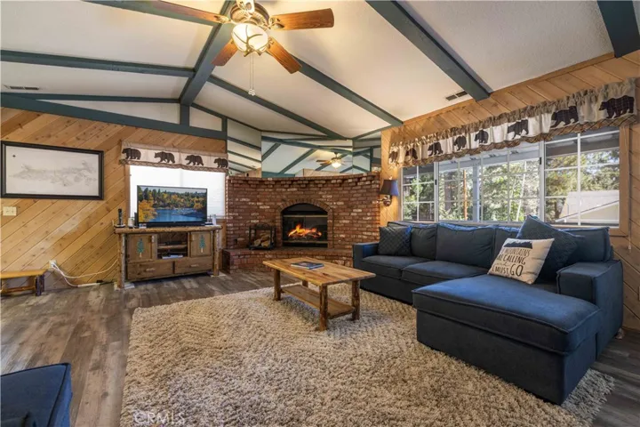 1009 White Mountain, Big Bear City, California 92314 — photo 4