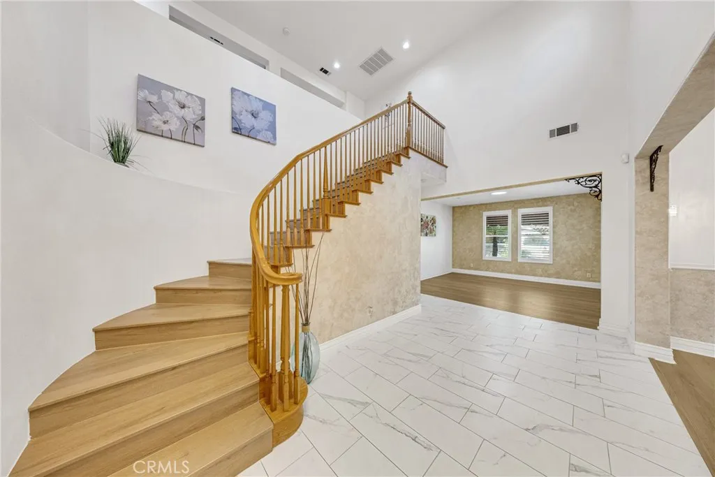 gallery-image 4