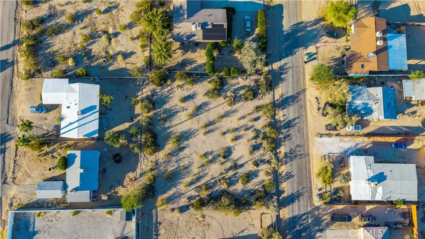 7062 Estrella Avenue, 29 Palms, California 92277 — photo 5