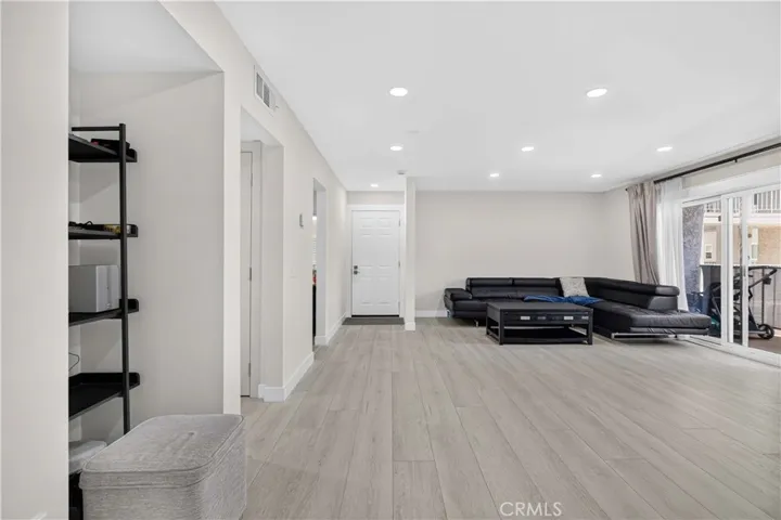 1344 5th 16, Glendale, California 91201 — photo 4