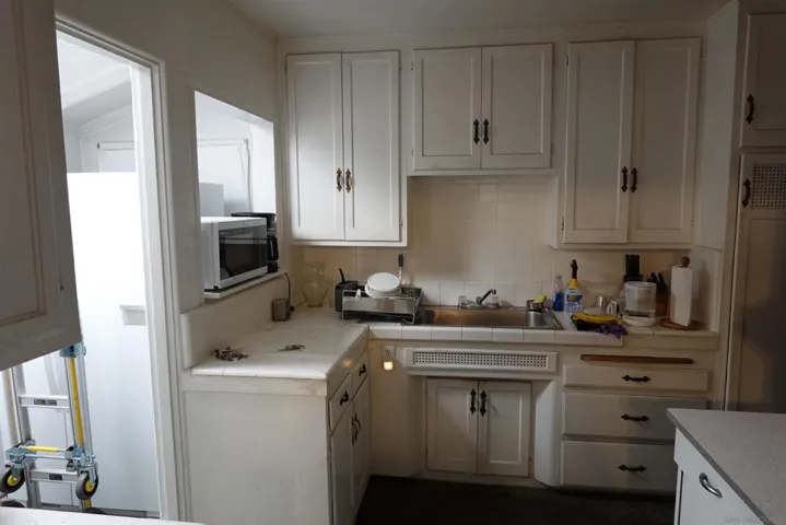 2920 Dahlia, San Diego, California 92105 — photo 4