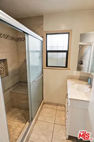 Hallway 3/4 BA