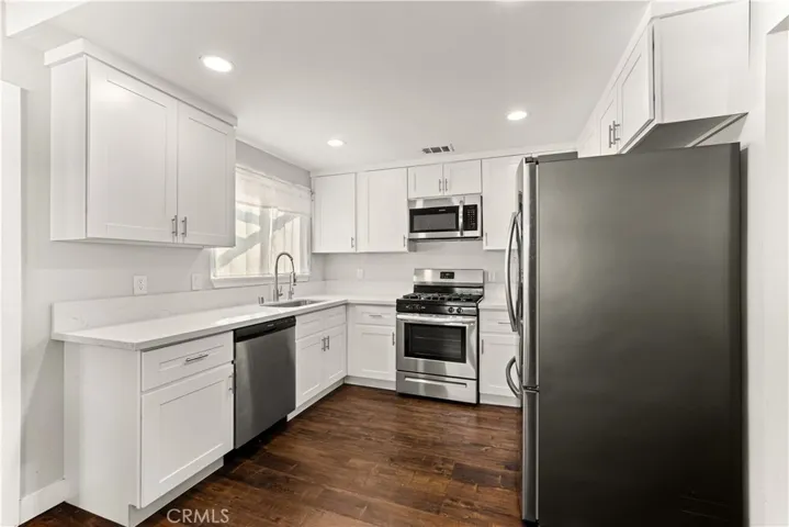 1617 N Gordon Court, Pomona, California 91768 — photo 5