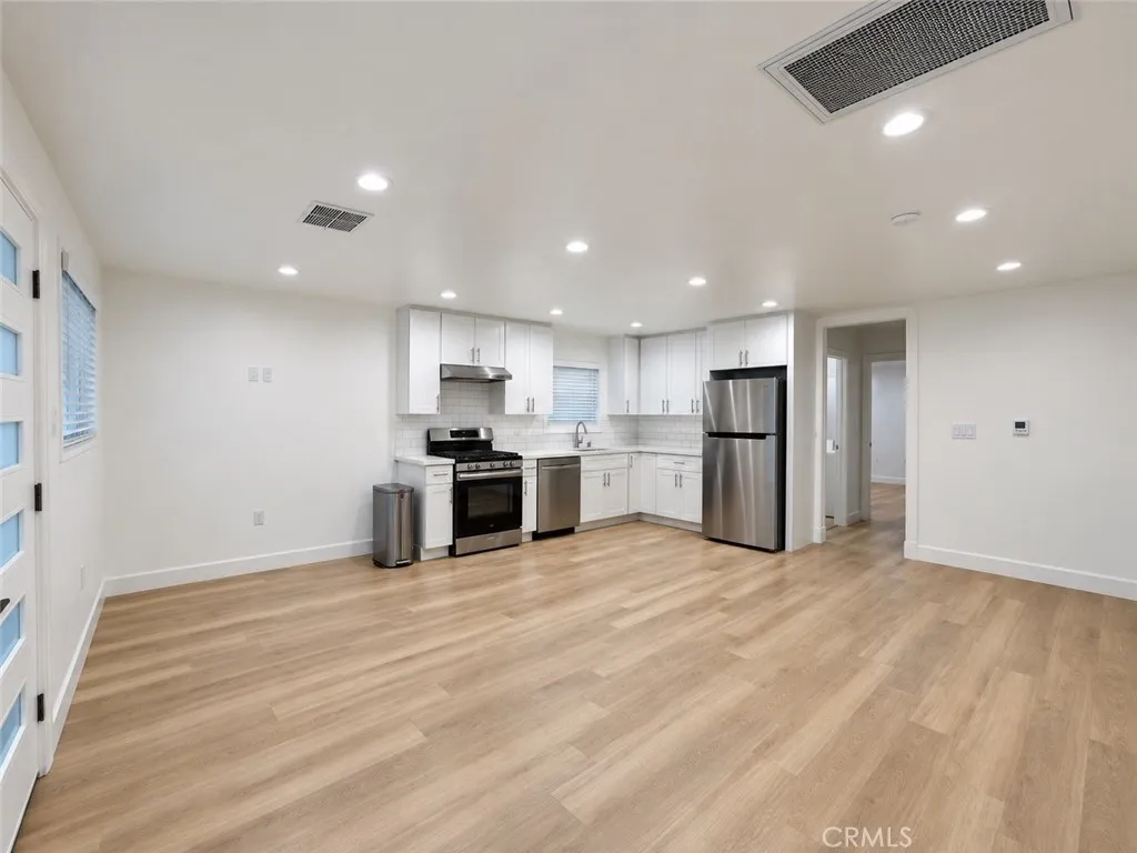1777 Sinaloa Ave