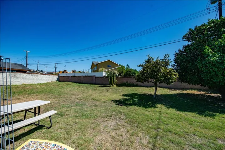 10226 Jordan, Chatsworth, California 91311 — photo 5