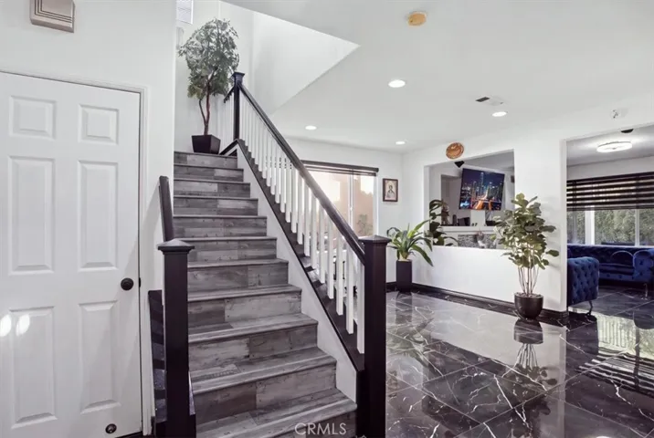 27700 Thalia Lane, Canyon Country, California 91351 — photo 4